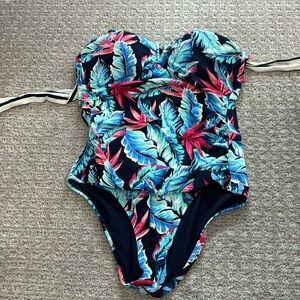 Strapless with small removable halter strap